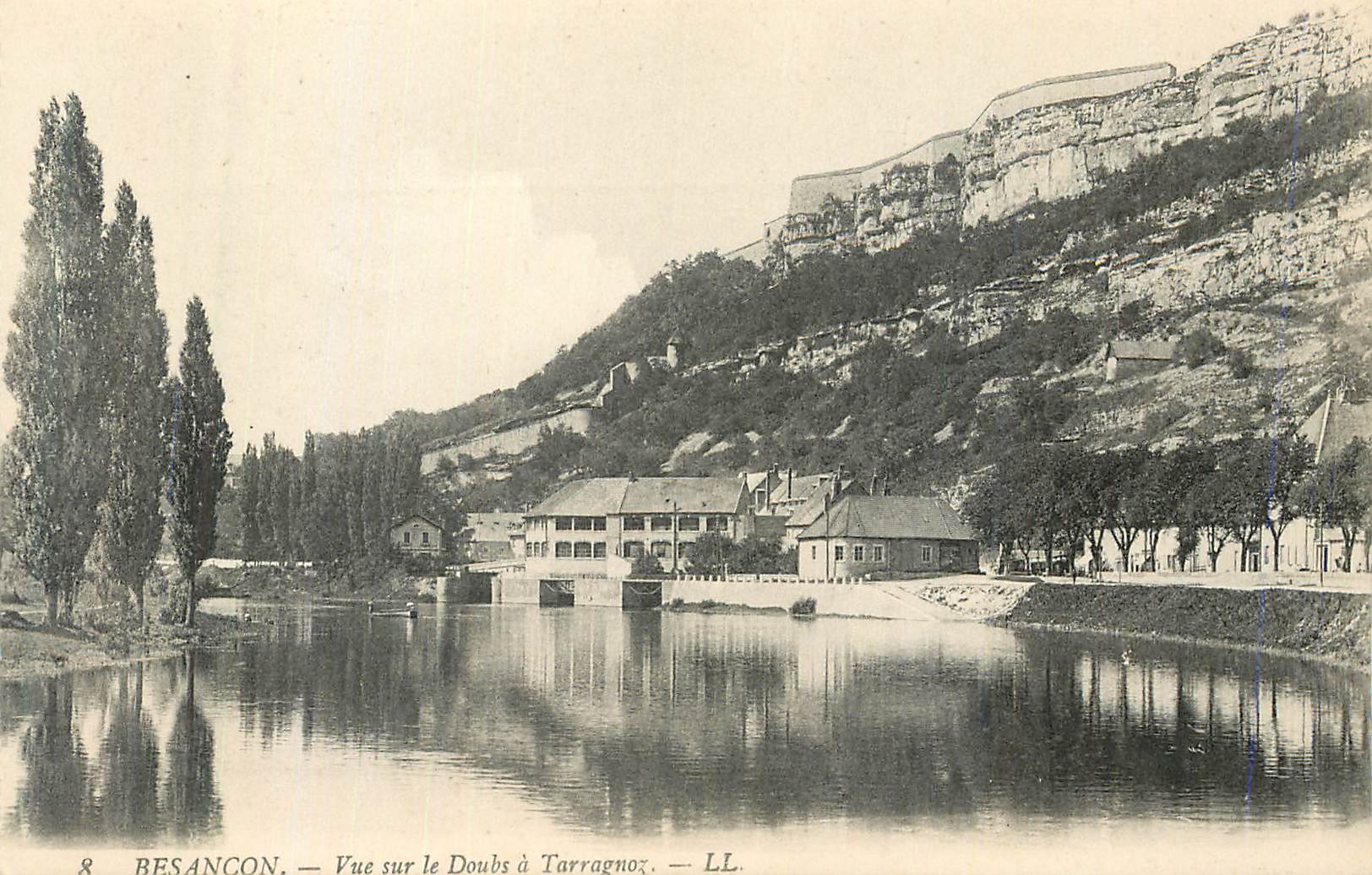 Besançon — Vue sur le Doubs à Tarragnoz — LL