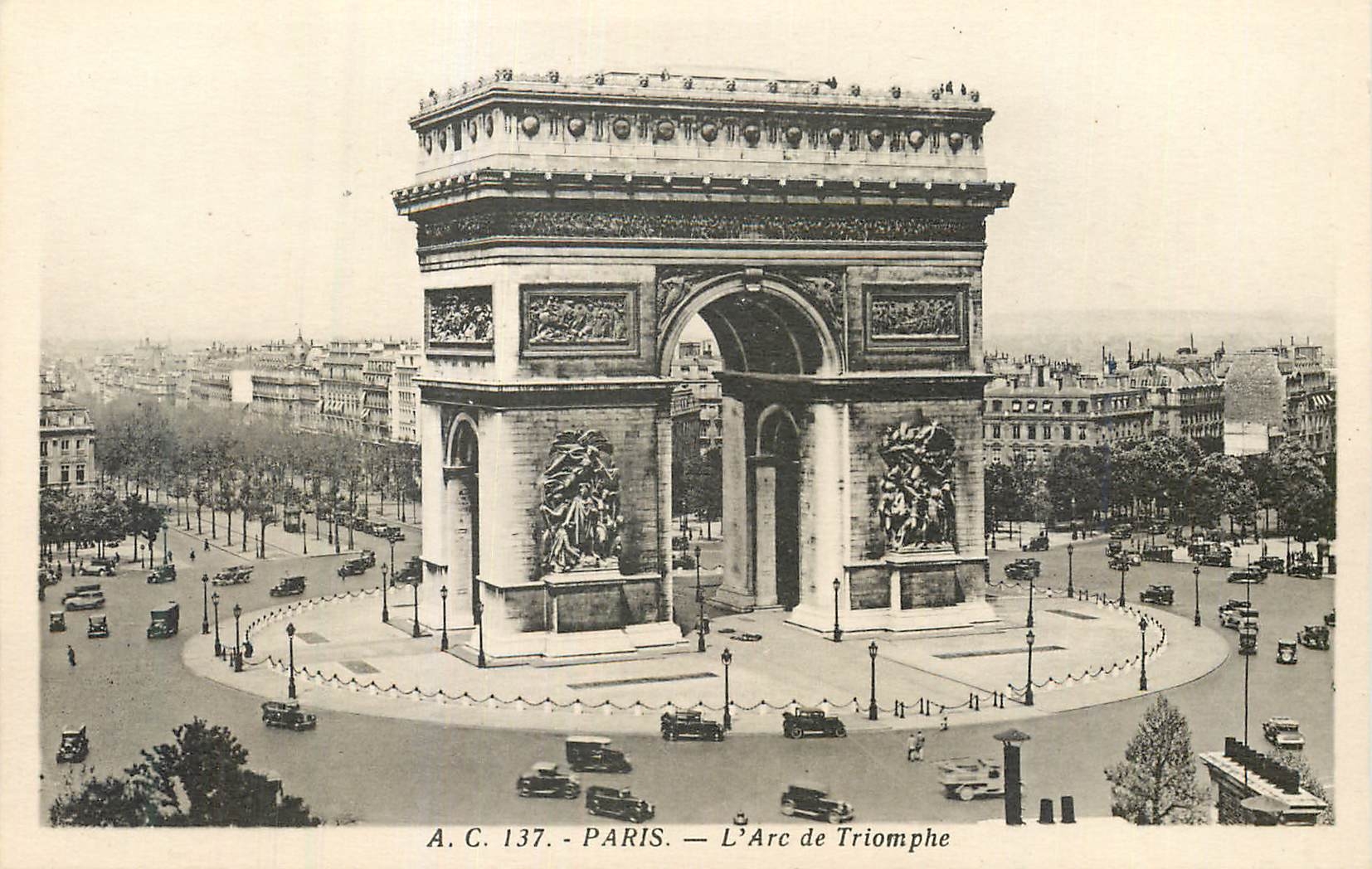 L'Arc de Triomphe — Paris — A.C. 137