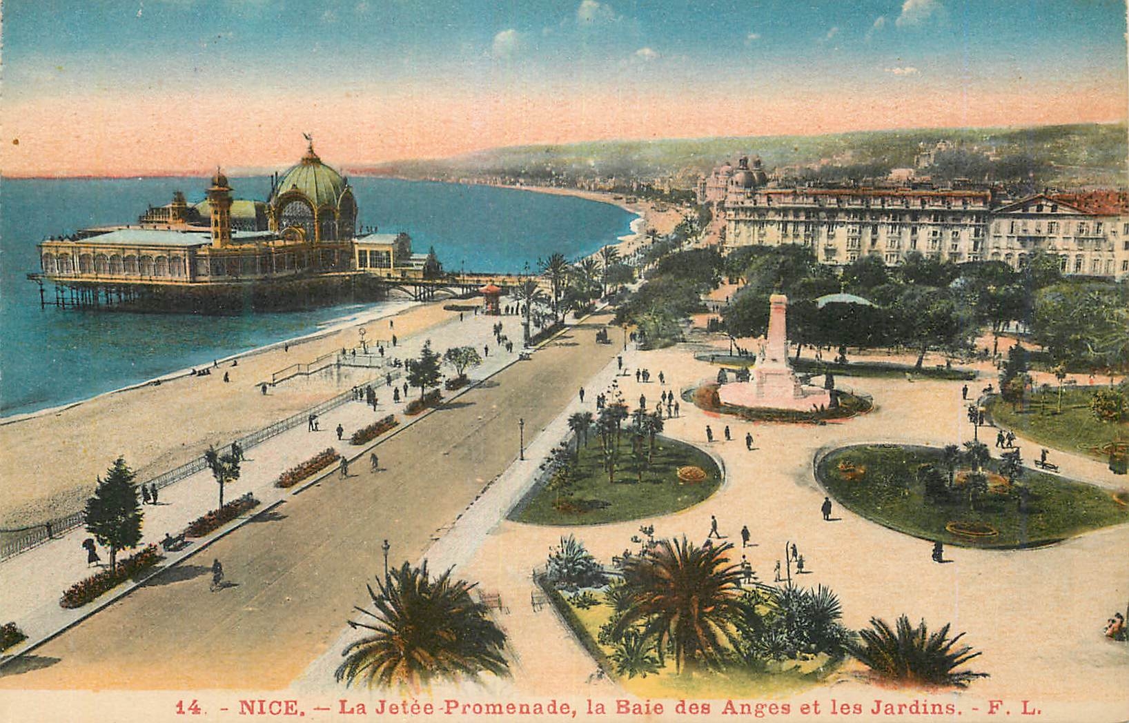 CPA Nice La Jetee-Promenade la Baie des Anges et les Jardins