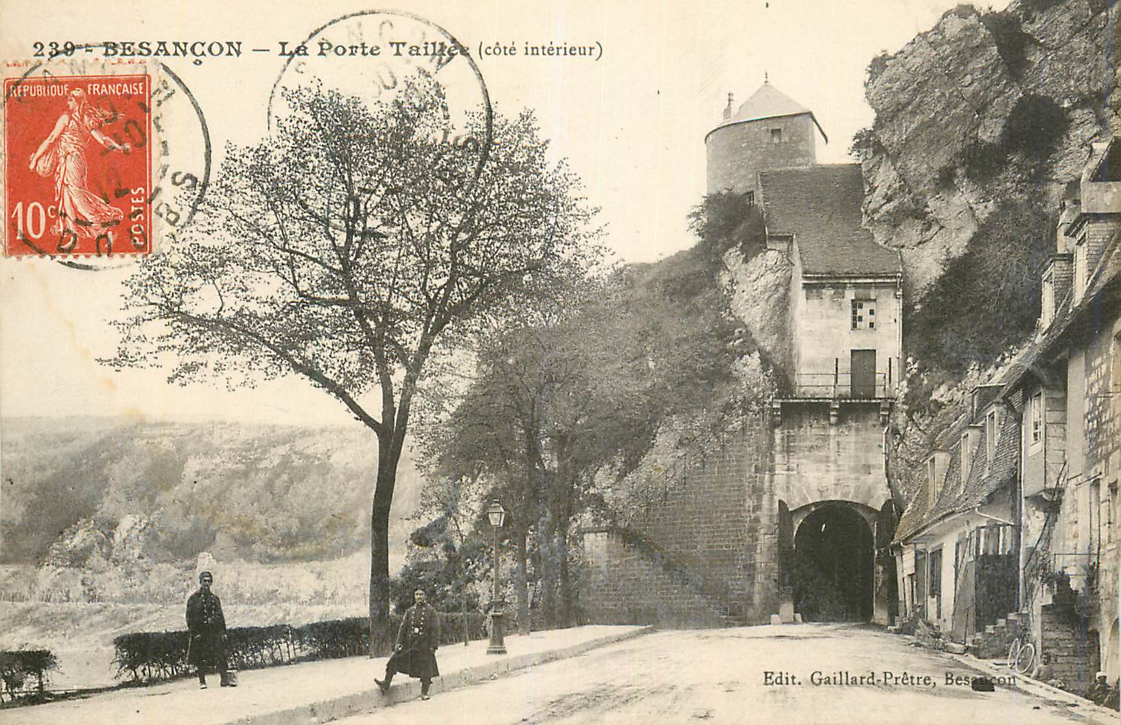 CPA Besancon La Porte Taillee (cote interieur)
