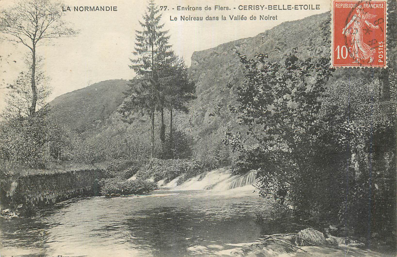 CPA La Normandie Environ de Flers Cerisy-Belle-Etoile Le Noireau dans la Vallee de Noiret