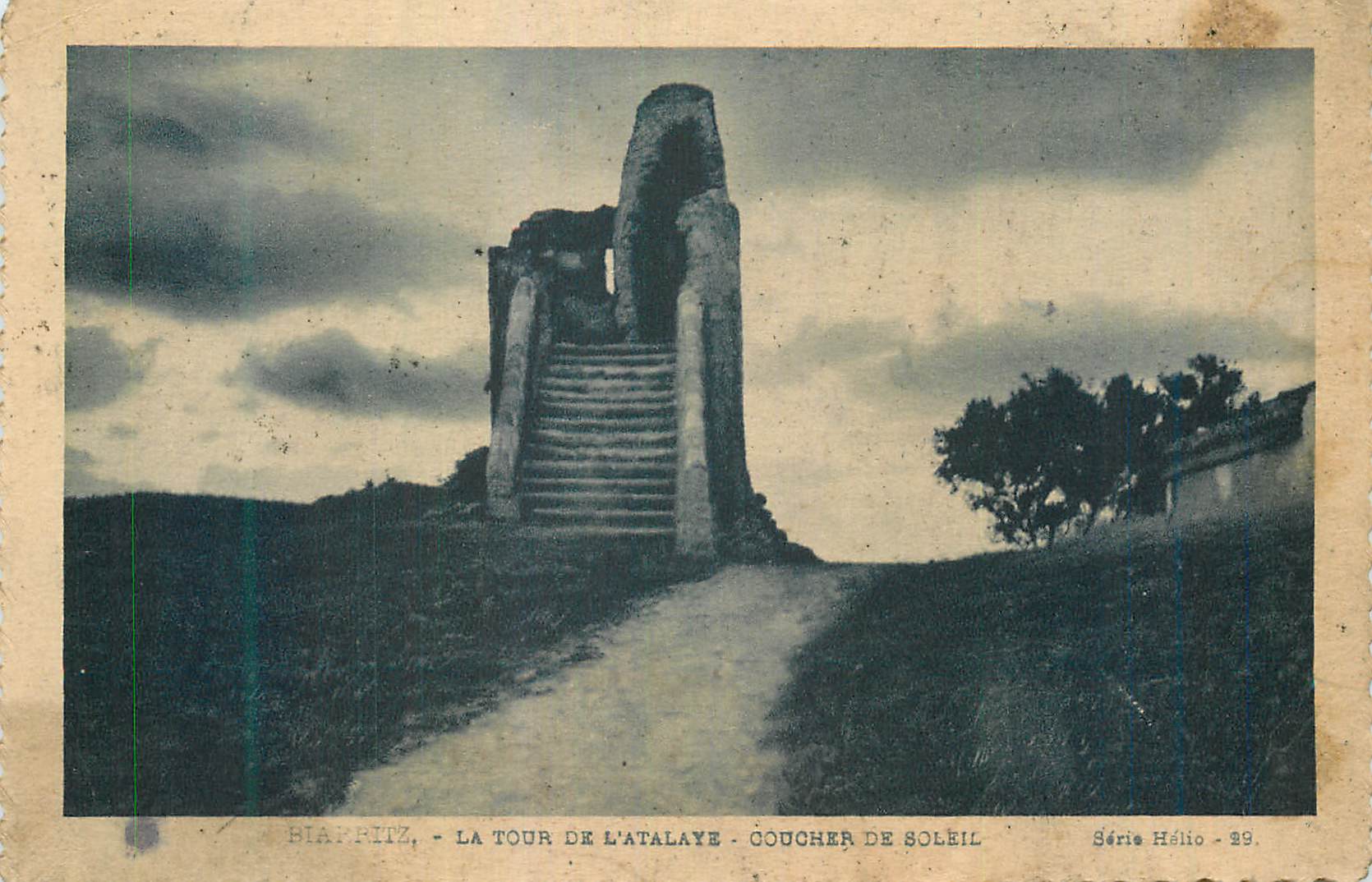 CPA Biarritz La Tour de l'Atalaye Coucher de Soleil
