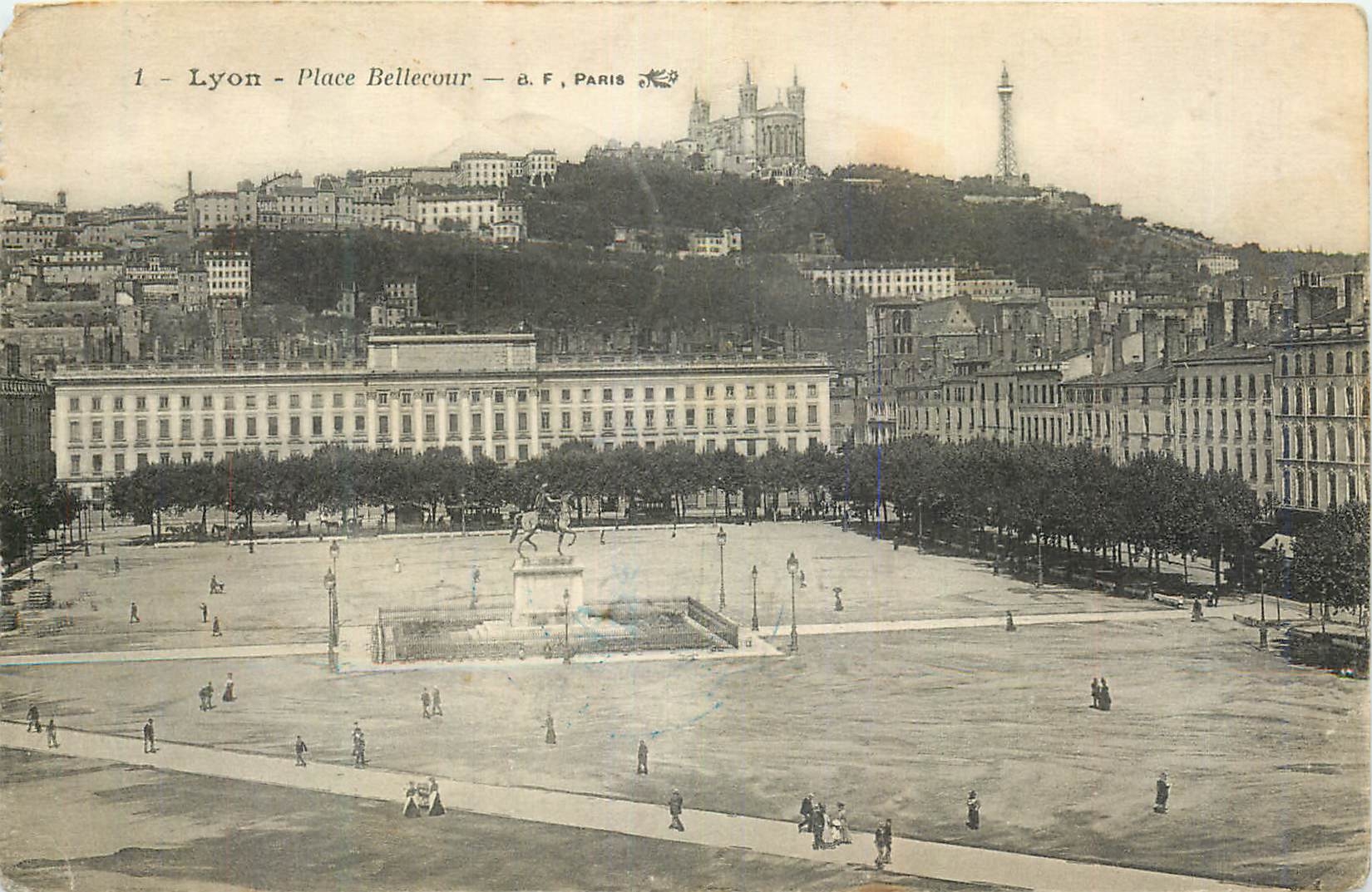 CPA Lyon Place Bellecour