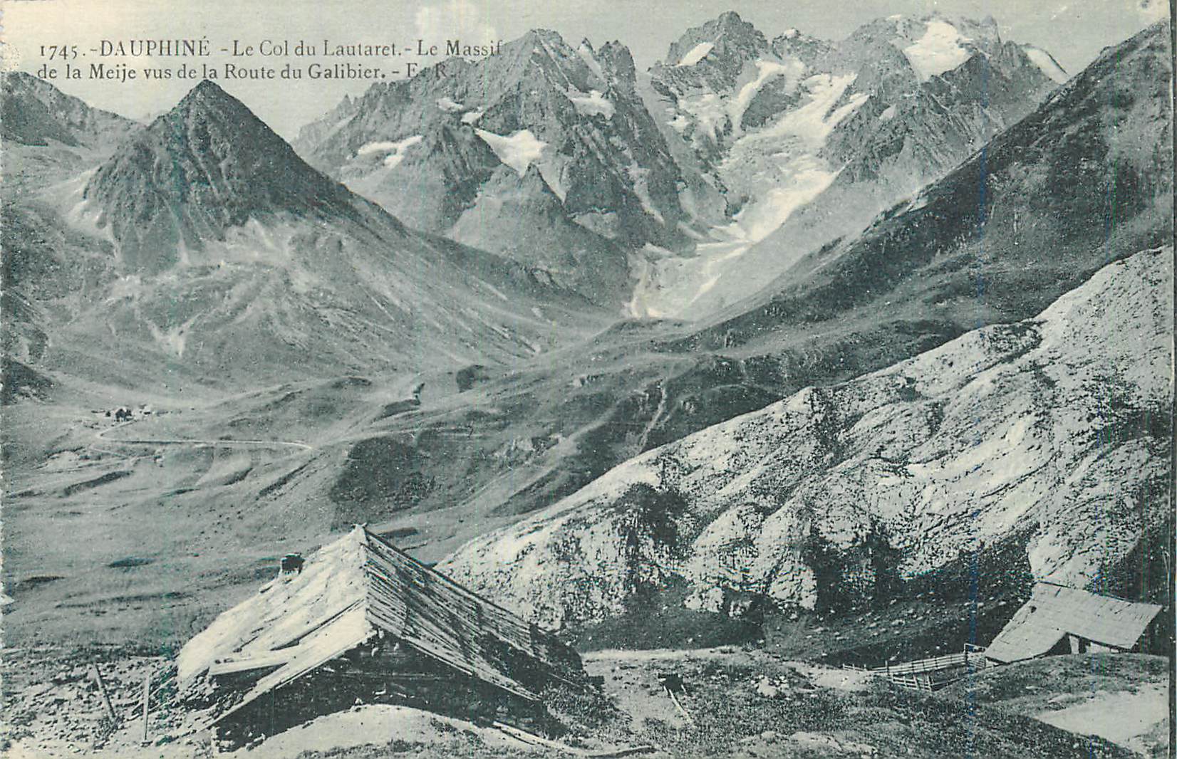 Dauphiné - Le Col du Lautaret - Le Massif de la Meije vu de la Route du Galibier - F. R.