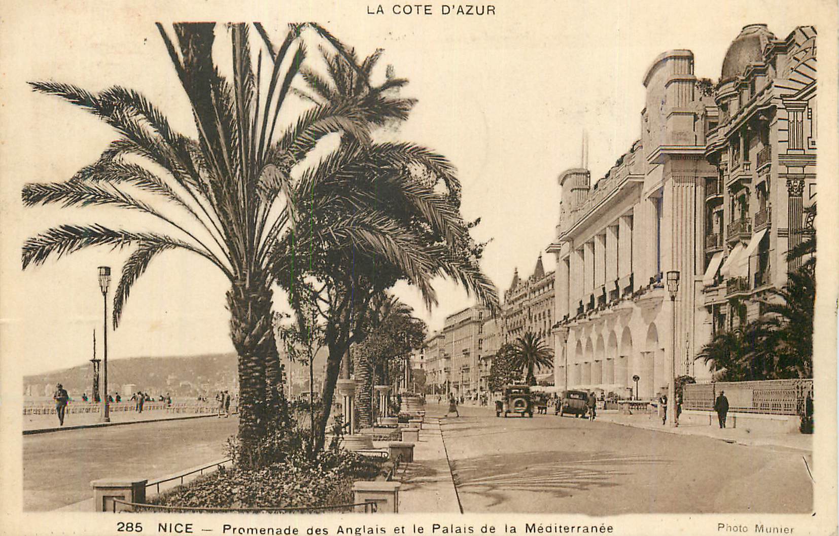 CPA Nice Promenade des Anglais et le Palais de la Mediterranee 