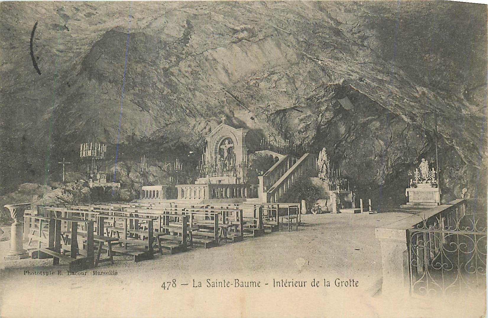 CPA La Sainte Baume Interieur de la Grotte
