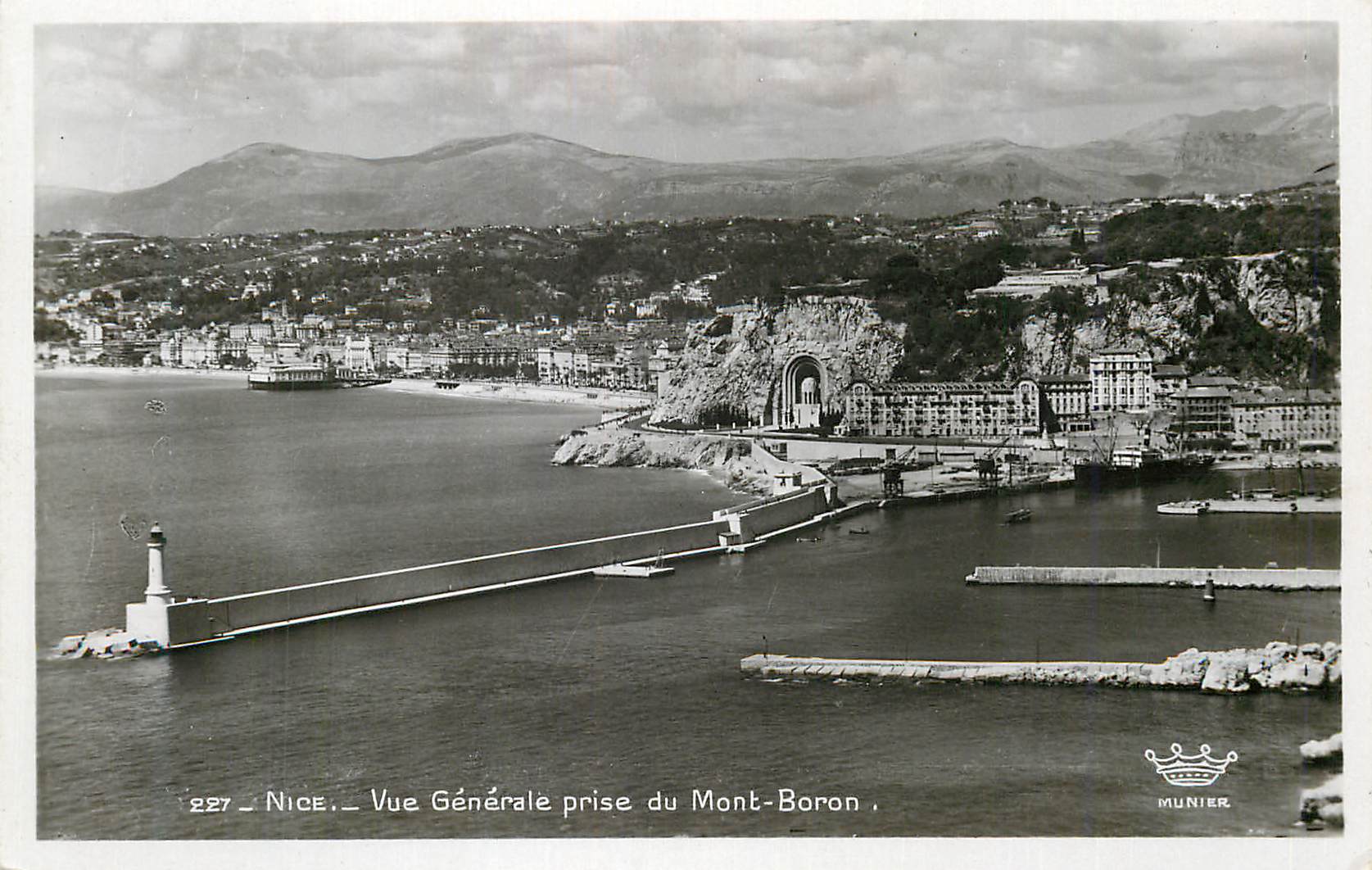 CPA Nice Vue generale Prise du Mont-Boron