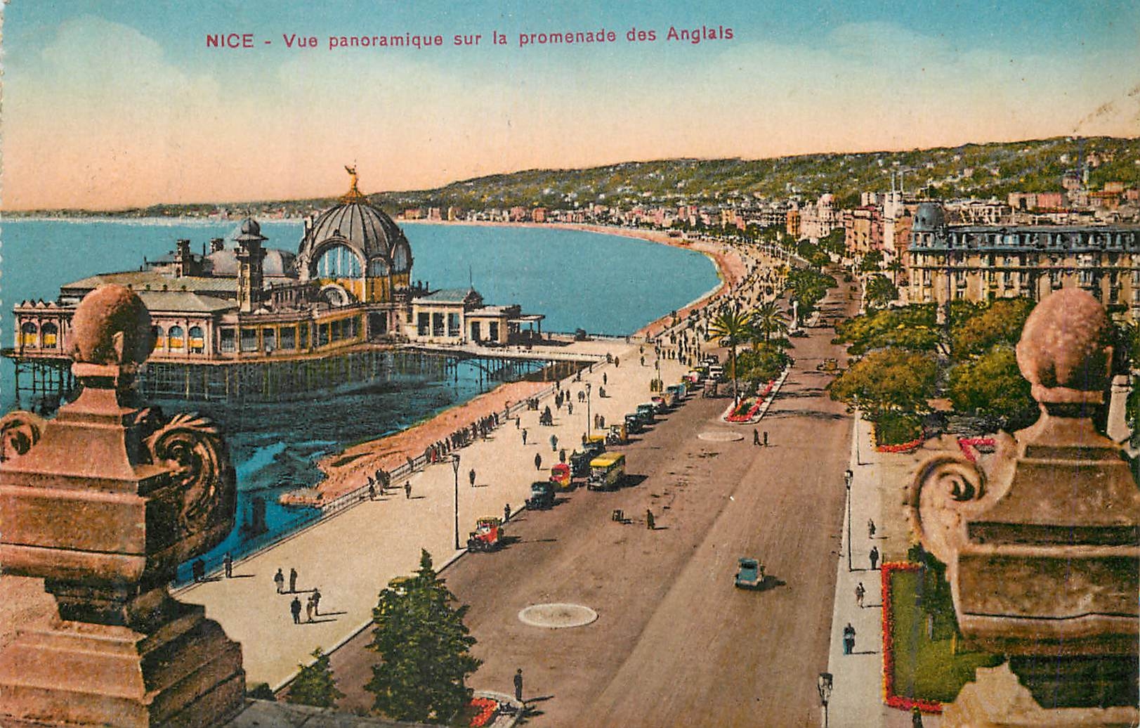 CPA Nice Vue panoramique sur la promenade des Anglais