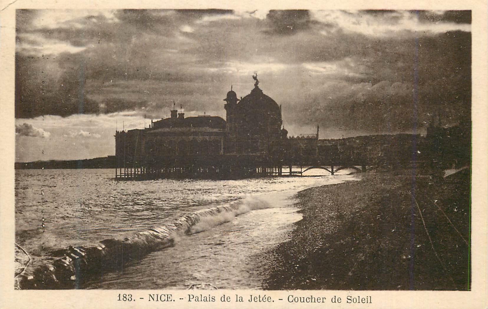 CPA Nice Palais de la Jetee Coucher de Soleil
