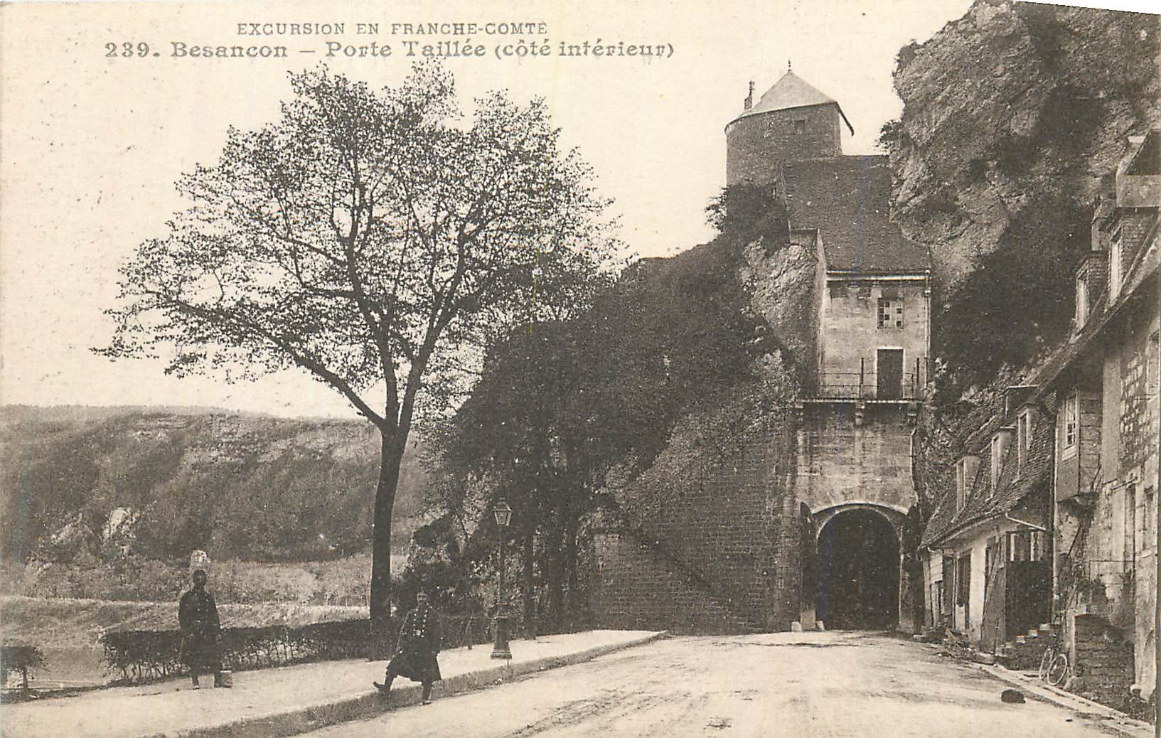 CPA Besancon Porte Taillee (cote interieur)