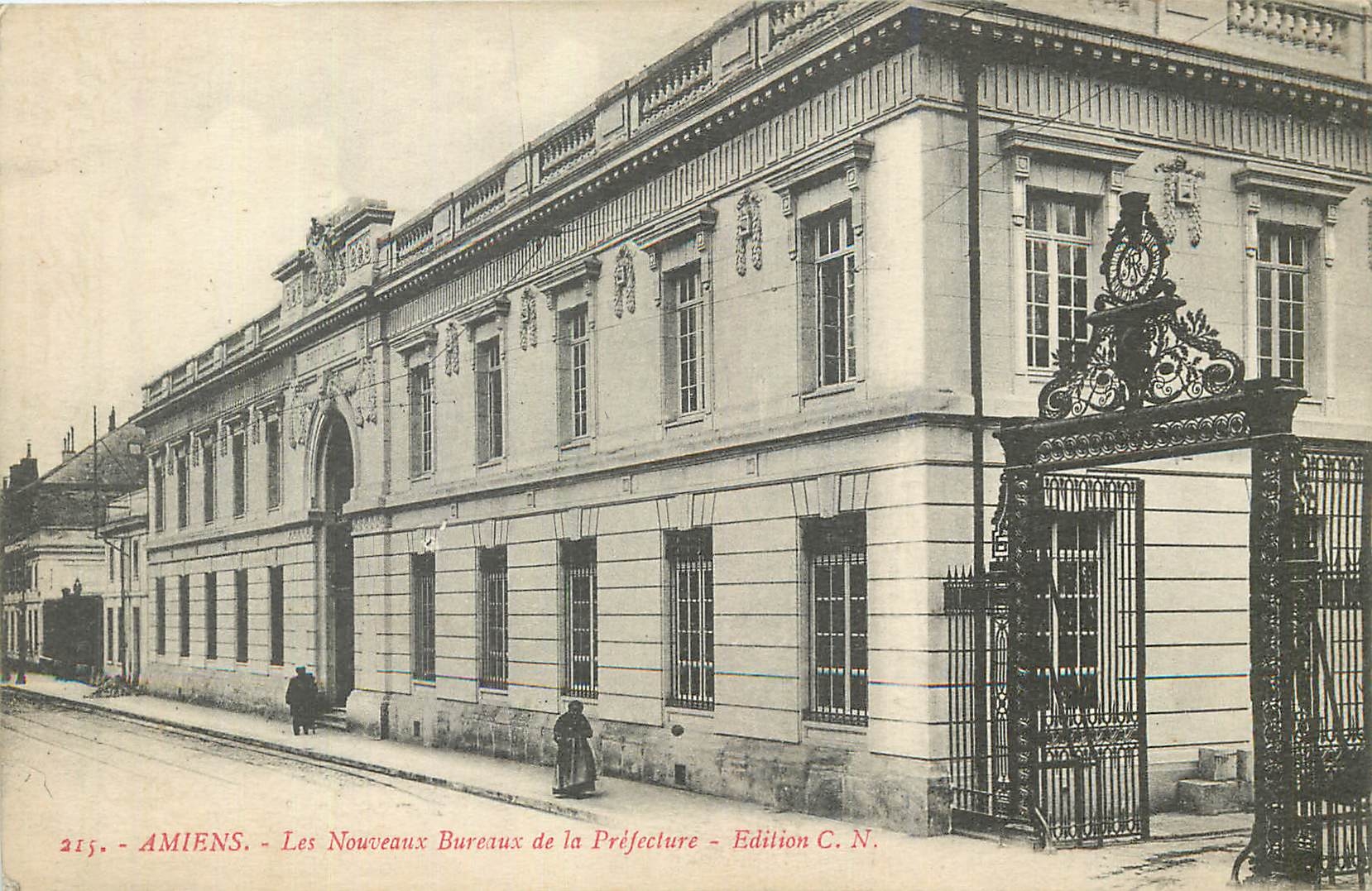 CPA Amiens Les Nouveaux Bureaux de la Prefecture