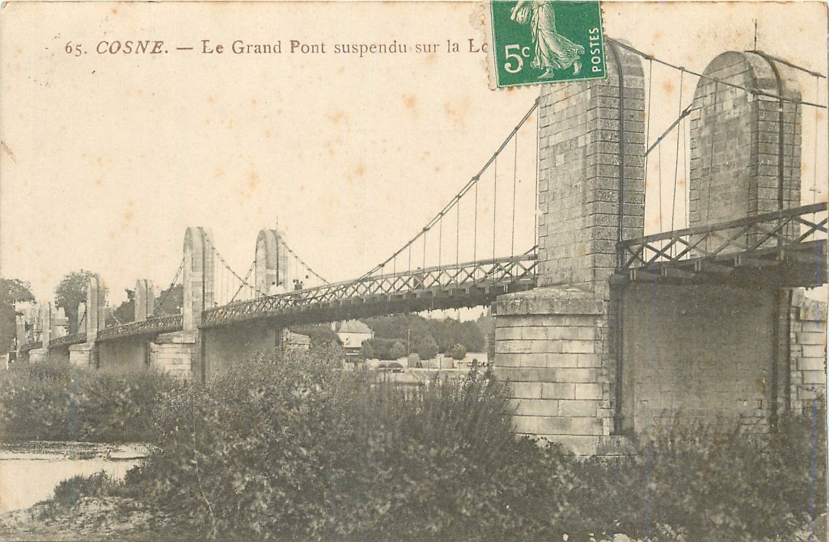 CPA Cosne Le Grand Pont suspendu