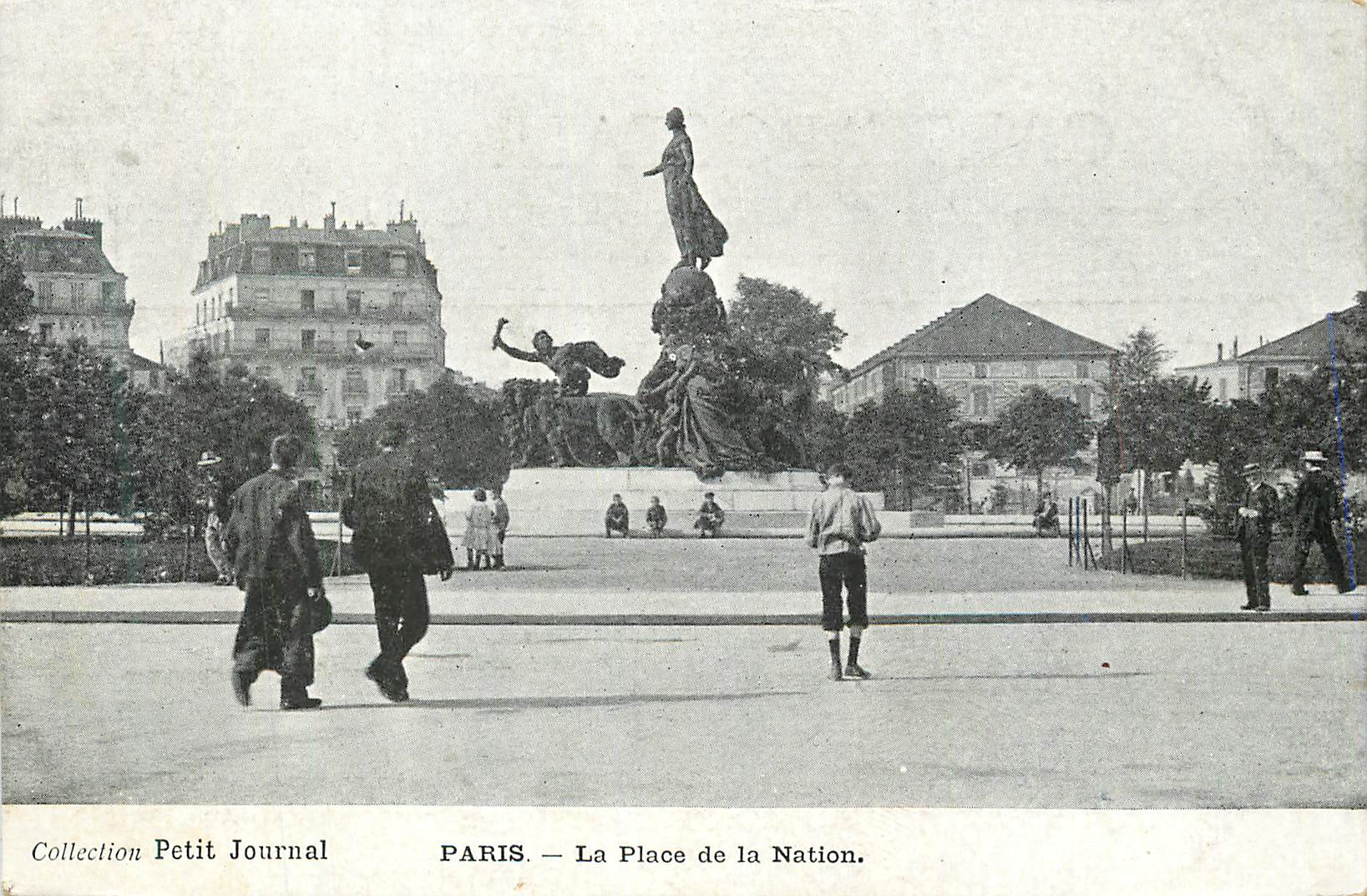 CPA Paris La Place de la Nation 