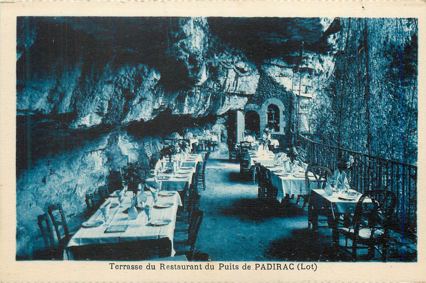 CPA Terrasse du Restaurant du Puits de Padirac Lot 