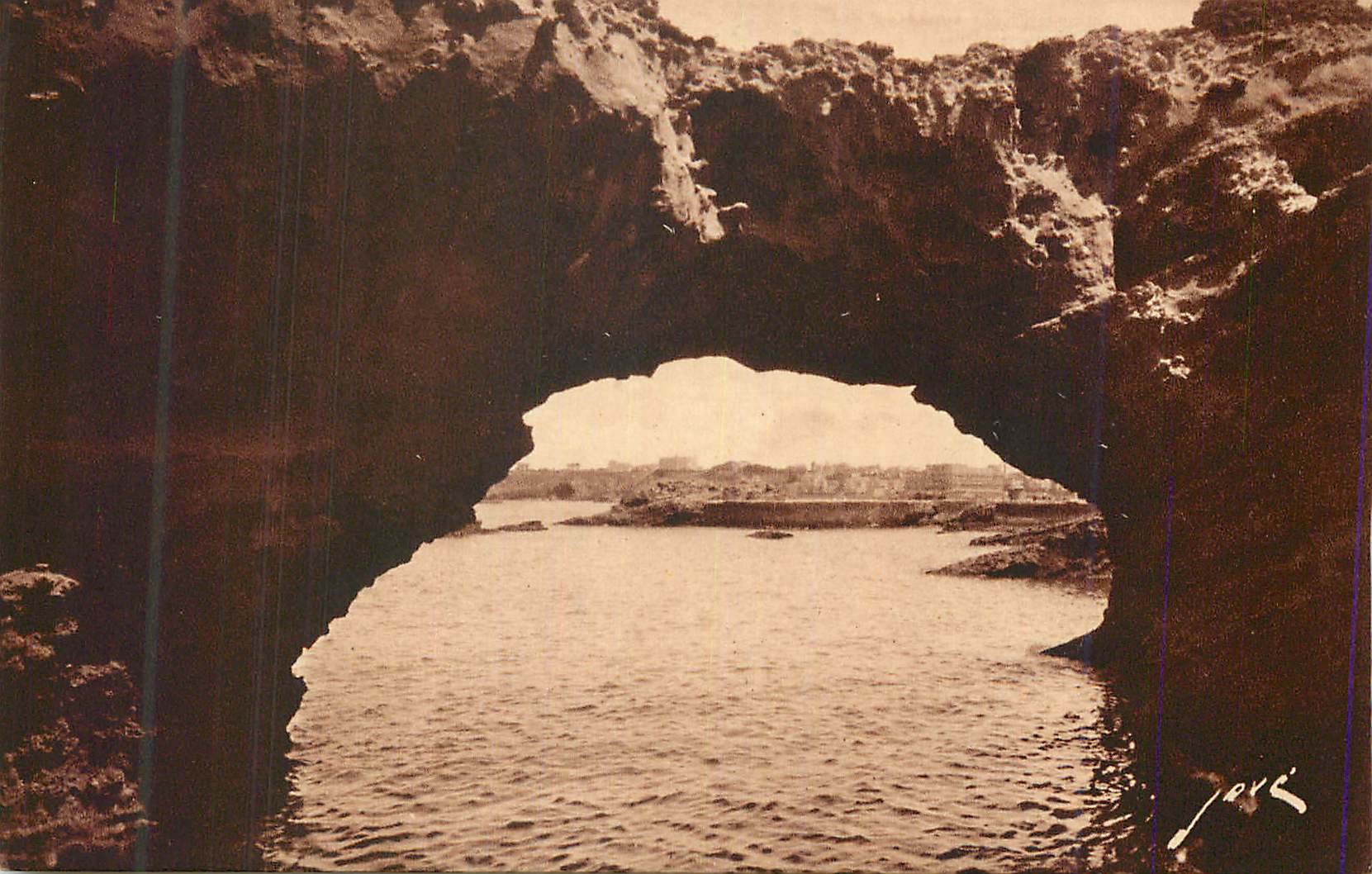 La Roche Percée — Biarritz (B.-P.) — Éditions Jové, n° 706