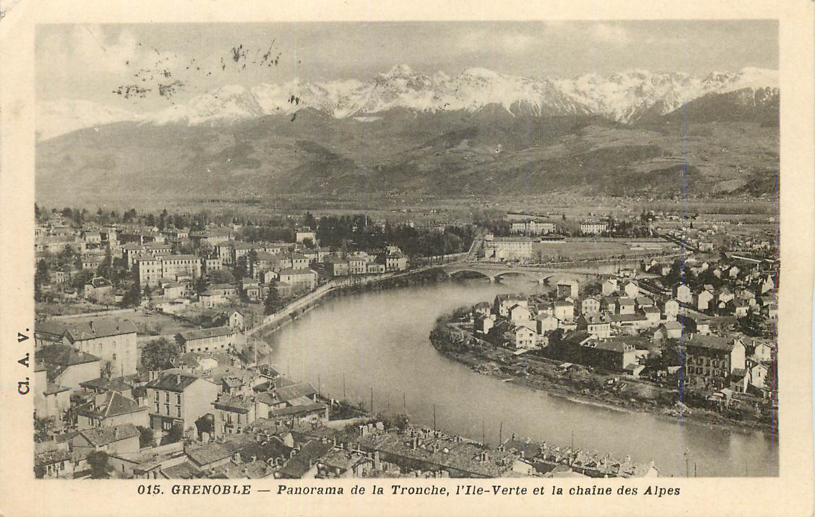 Grenoble — Panorama de la Tronche, l'Île-Verte et la chaîne des Alpes — C.L.A.V. n°015