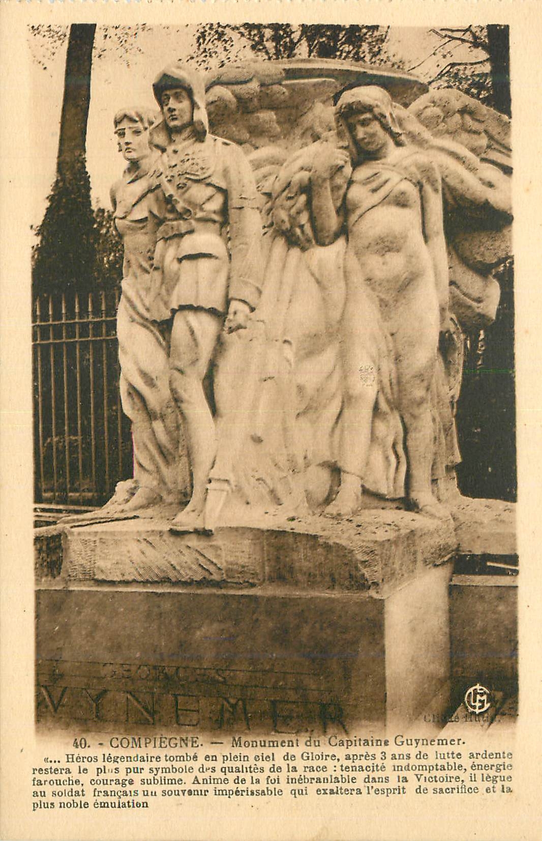 CPA Compiegne Monument du Capitaine Guynemer Militaria