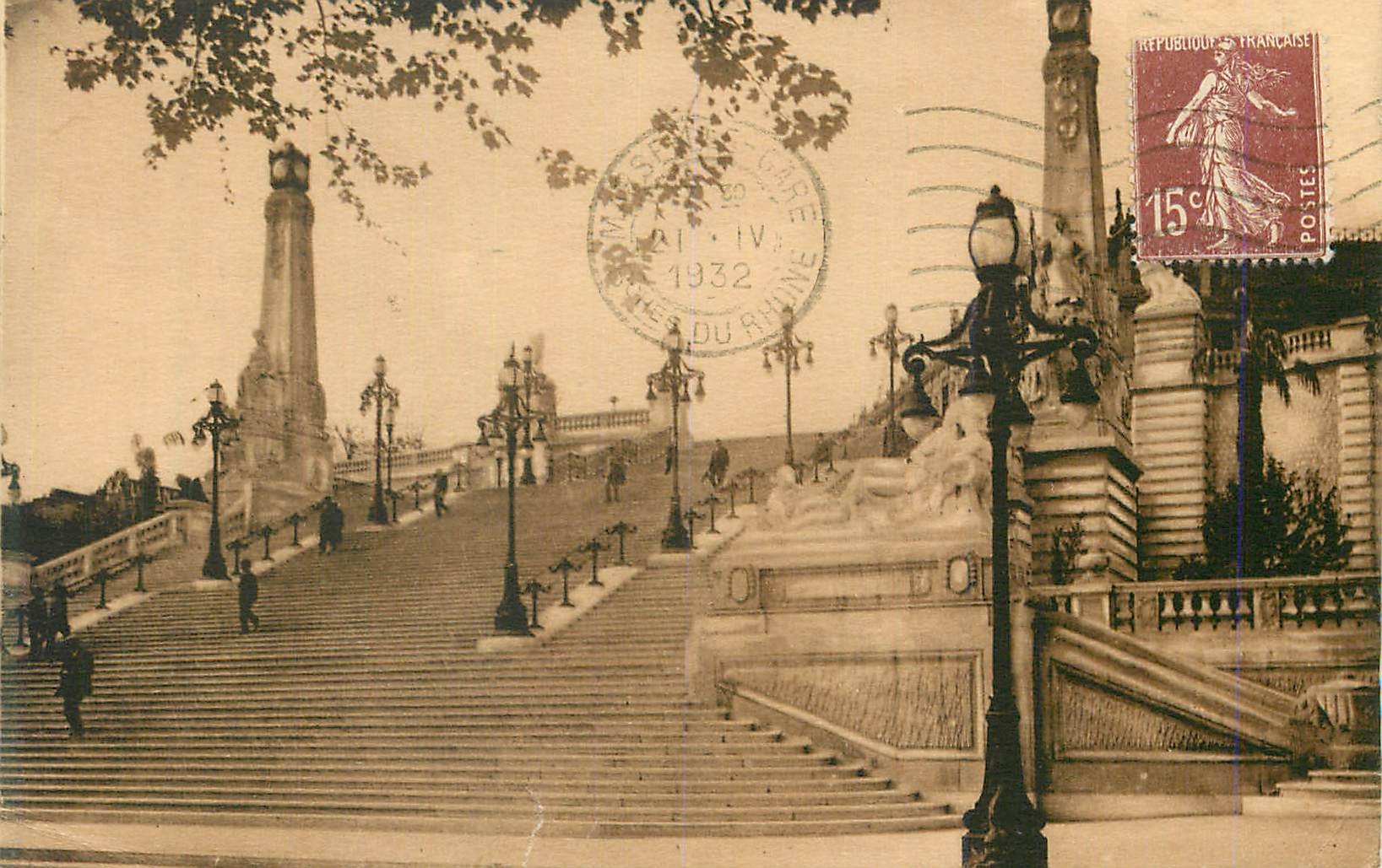 CPA Marseille L Escalier Monumental de la Gare 