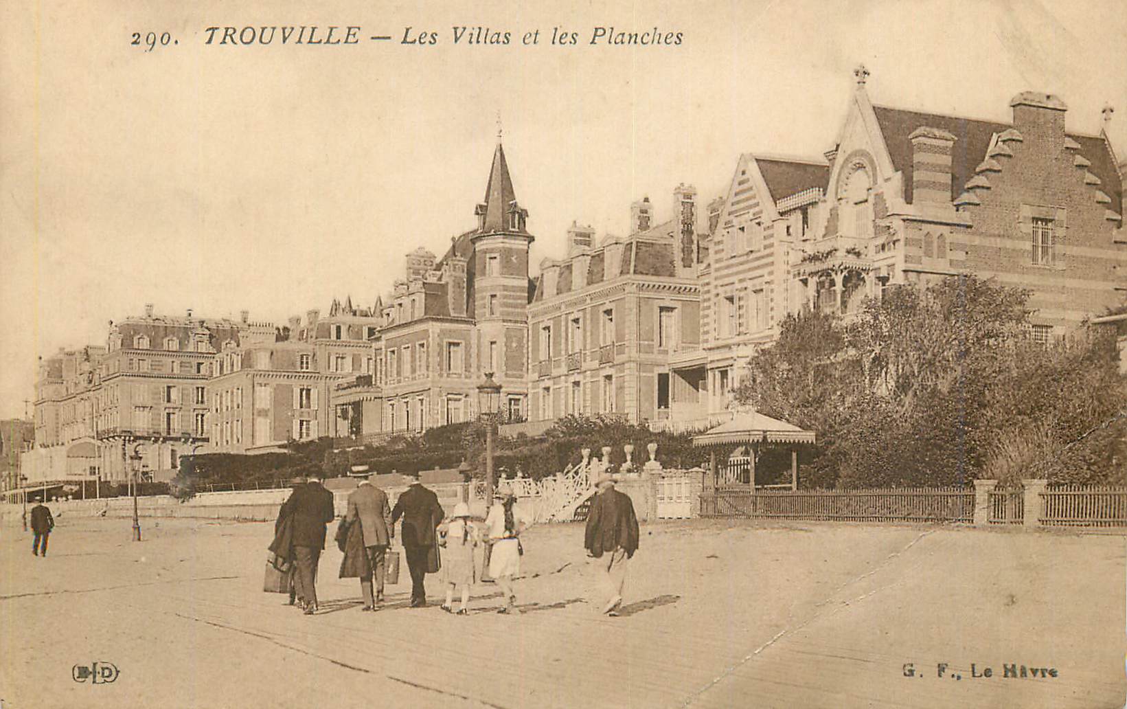 Trouville — Les Villas et les Planches — G. F., Le Havre