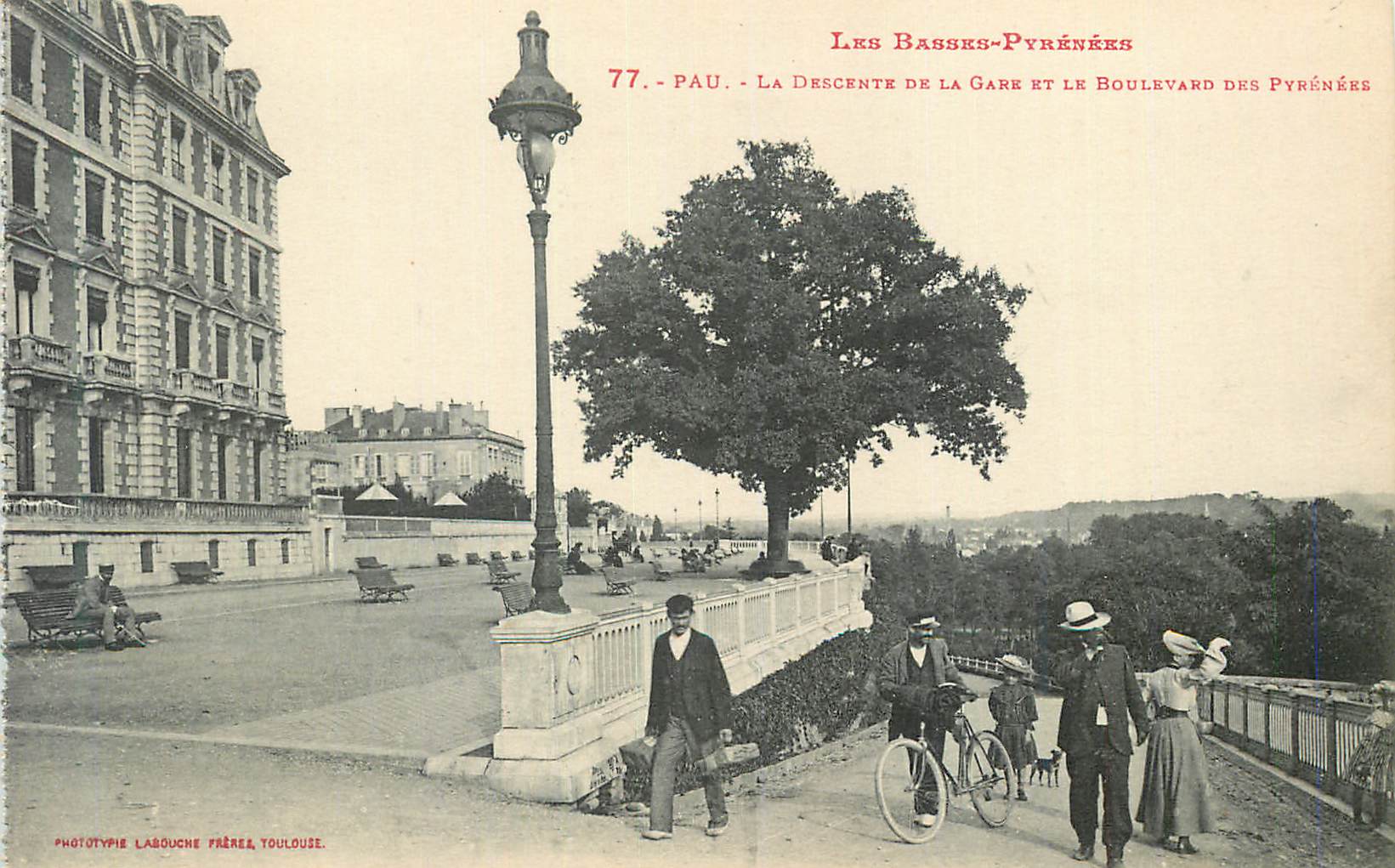 Pau - La Descente de la Gare et le Boulevard des Pyrénées — Phototypie Labouche Frères, Toulouse
