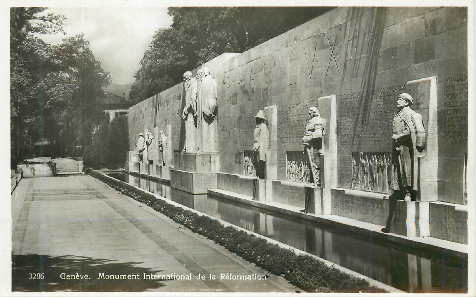 CPM Geneve Monument international de la Reformation 