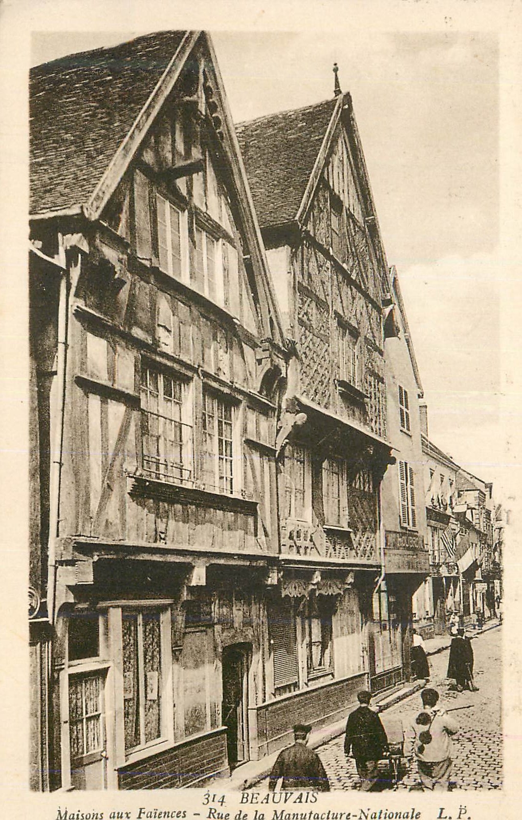 CPA Beauvais Maison aux Faiences Rue de la Manufacture Nationale 