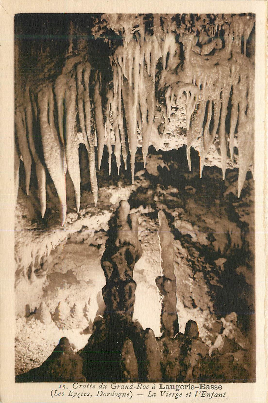 Grotte du Grand-Roc à Laugerie-Basse (Les Eyries, Dordogne) — La Vierge et l'Enfant
