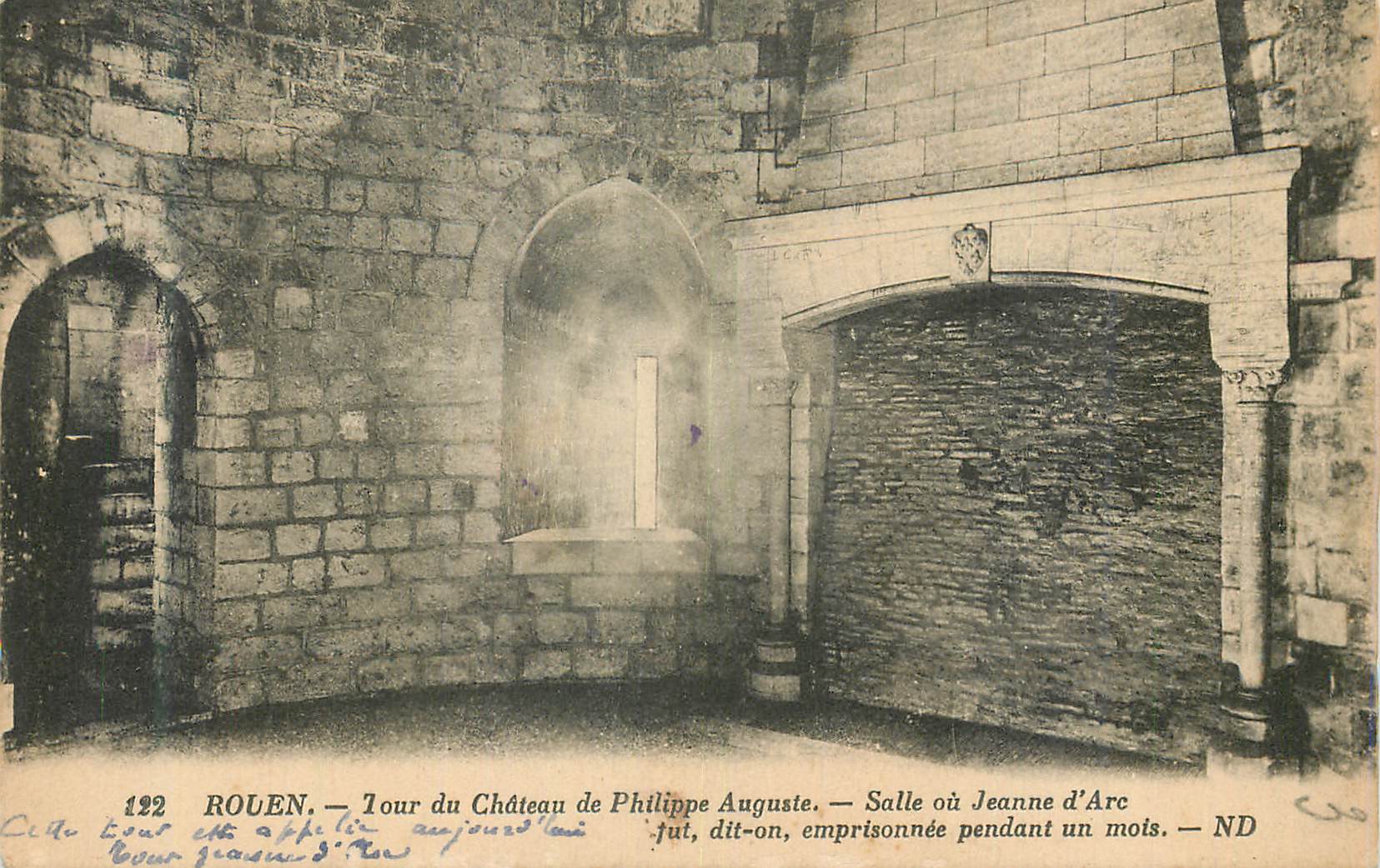 CPA Rouen Tour du Chateau de Phillipe Auguste Salle ou Jeanne d Arc 
