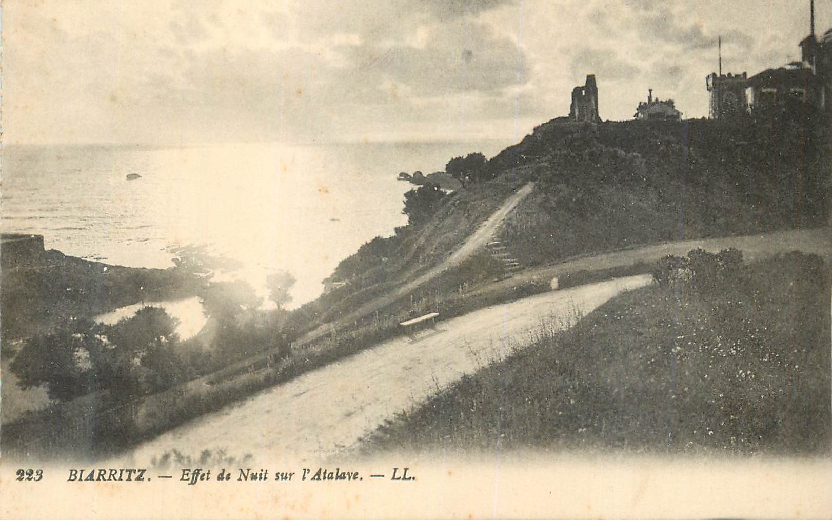 Biarritz — Effet de Nuit sur l'Atalave — LL. n°223