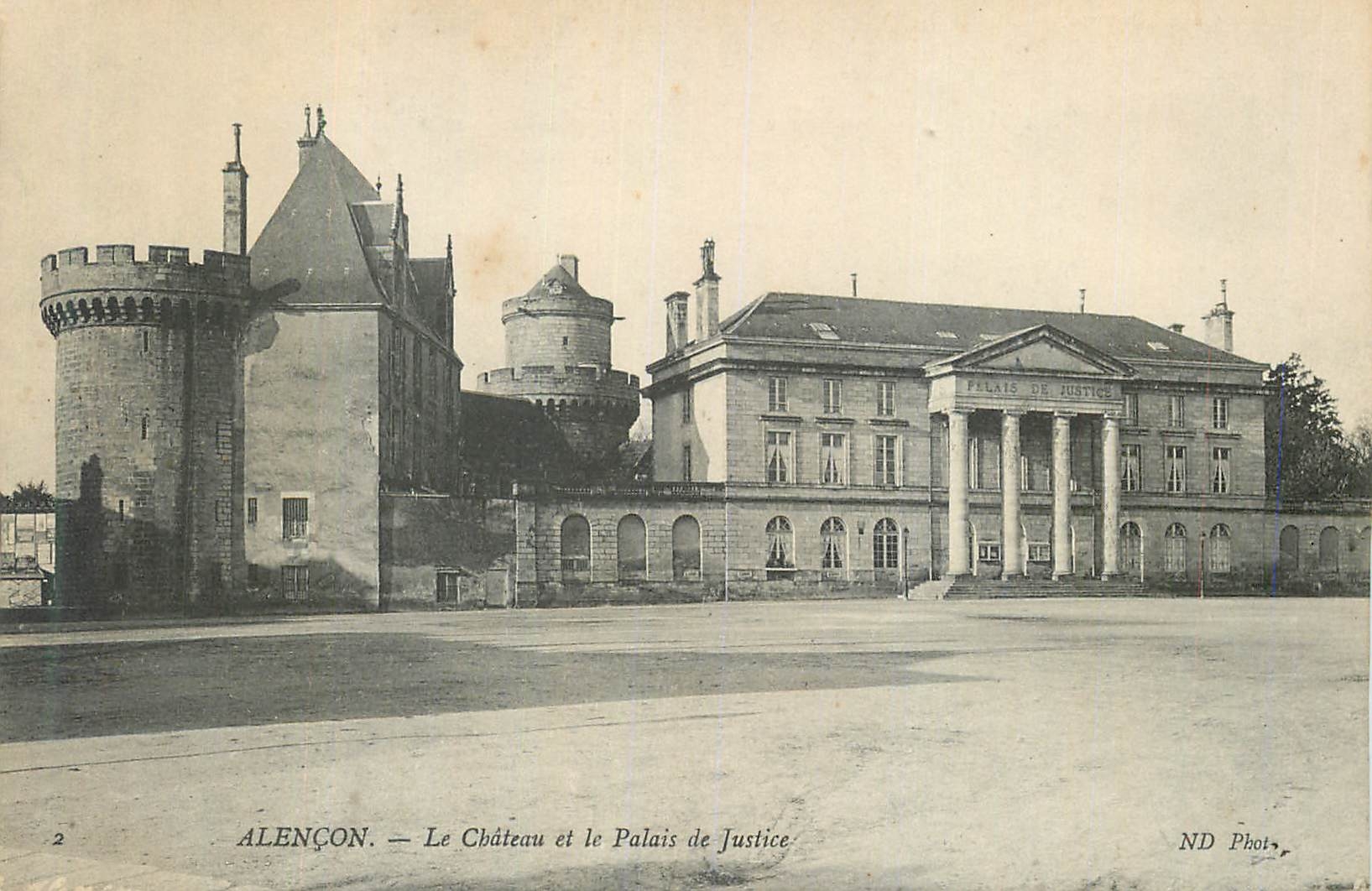 CPA Alencon Le Chateau et le Palais de Justice 