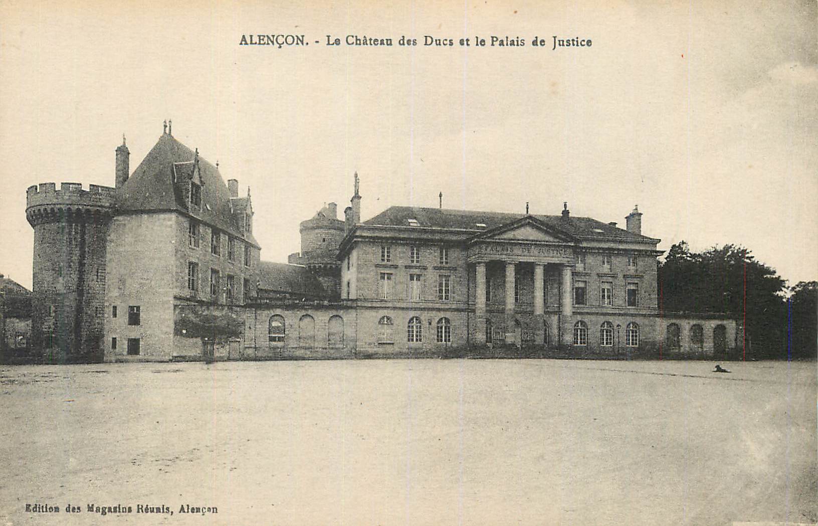 CPA Alencon Le Chateau des Ducs et le Palais de Justice 