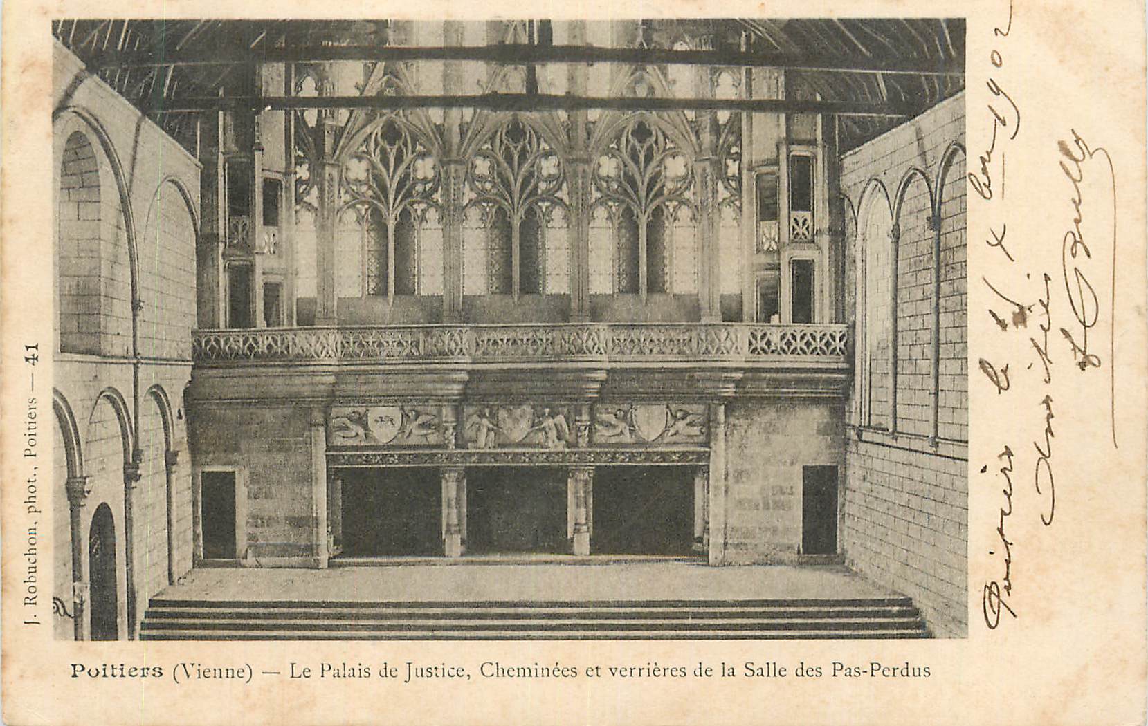 Poitiers (Vienne) — Le Palais de Justice, Cheminées et verrières de la Salle des Pas-Perdus — J. Robuchon phot. Poitiers — 41