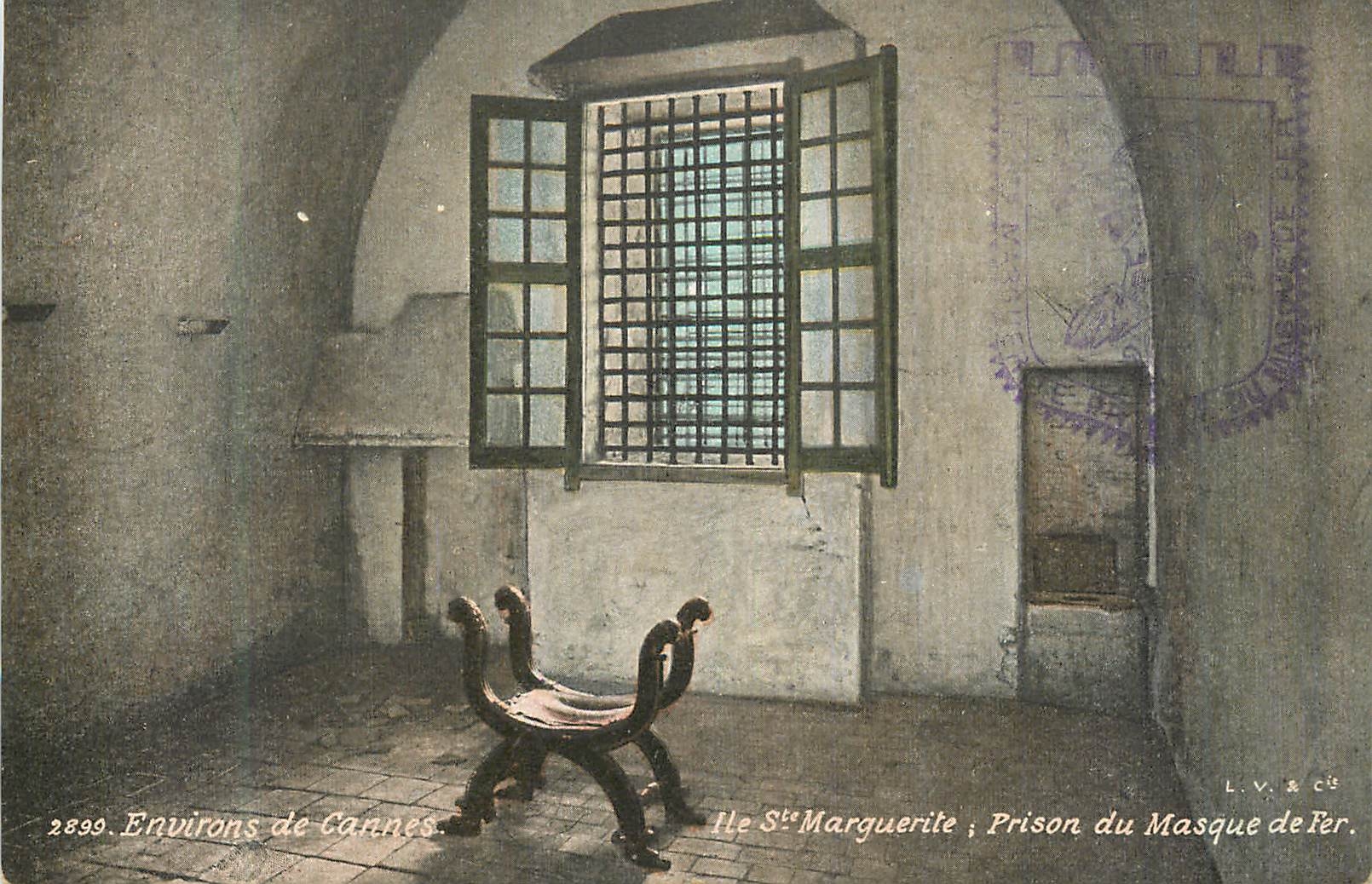 CPA Environs de Cannes Ile Ste Marguerite Prison du Masque de Fer 