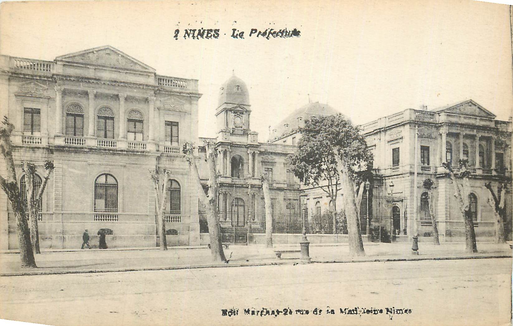 CPA Nimes La Prefecture 