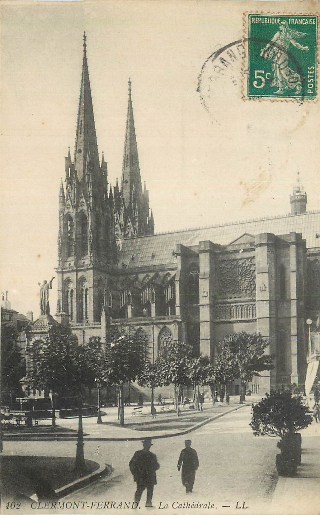 CPA Clermont Ferrand La Cathedrale 