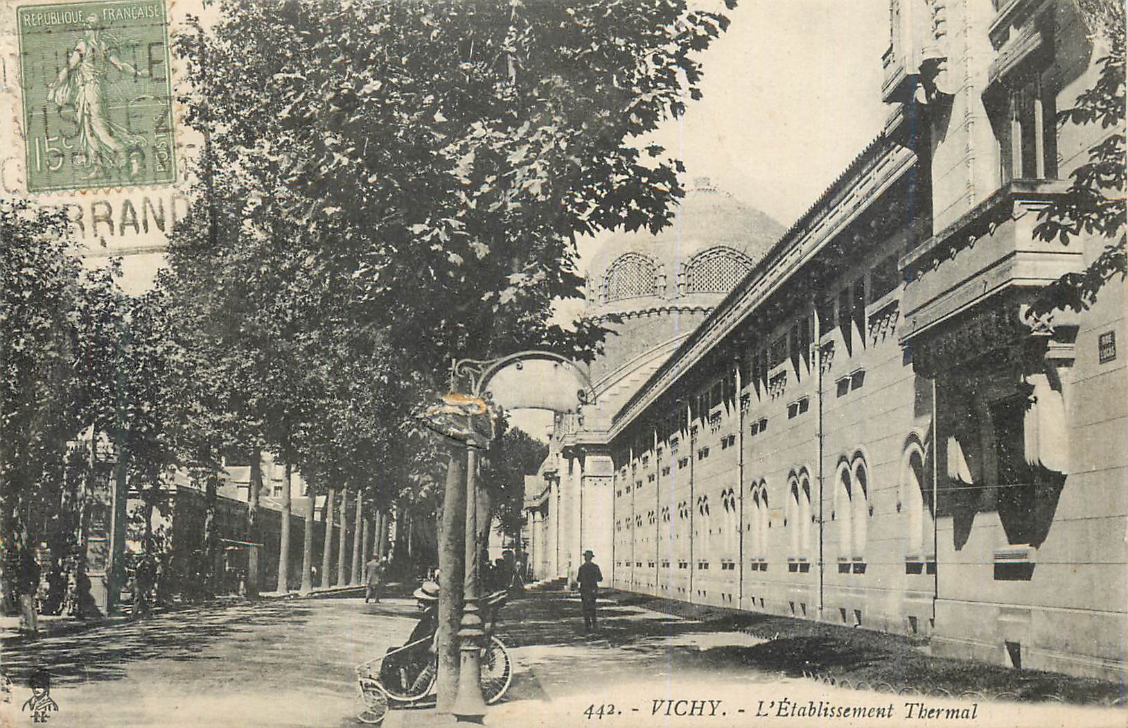 CPA Vichy L Etablissement Thermal 