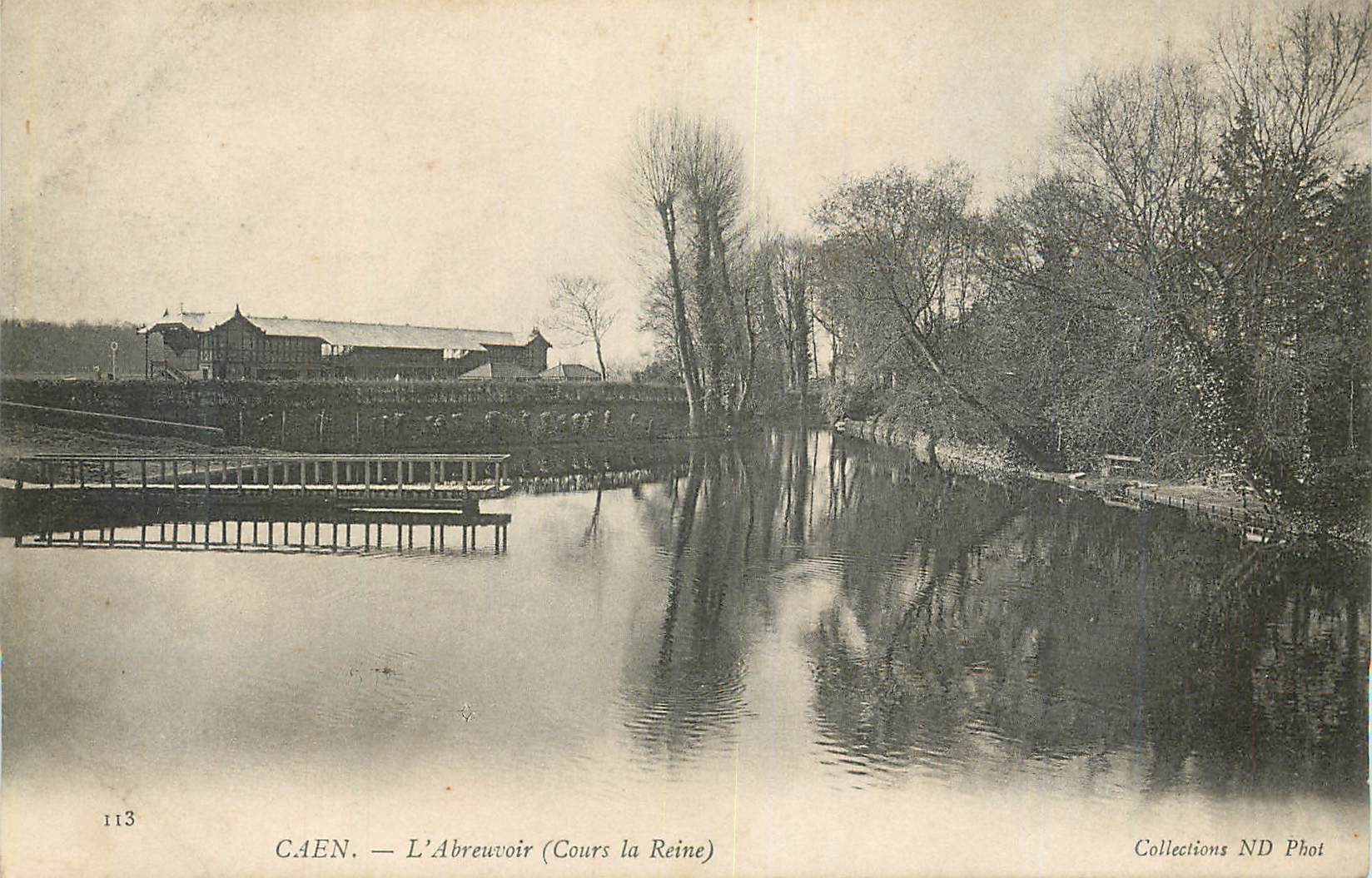 CPA Caen L Abreuvoir Cours La Reine 