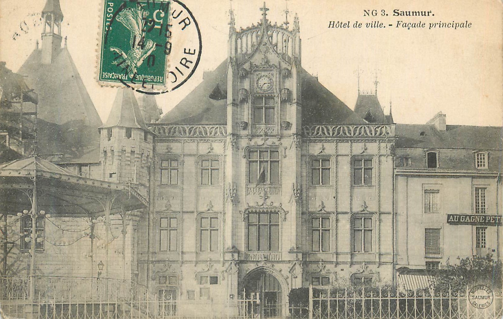 CPA Saumur Hotel de Ville Facade Principale 