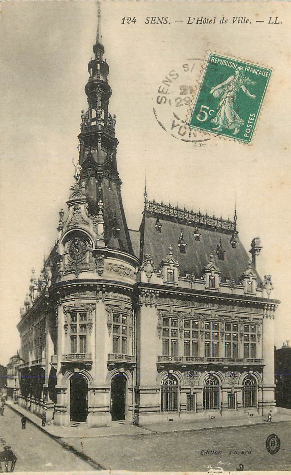 Sens — L'Hôtel de Ville — Édition Fuvard, n°124