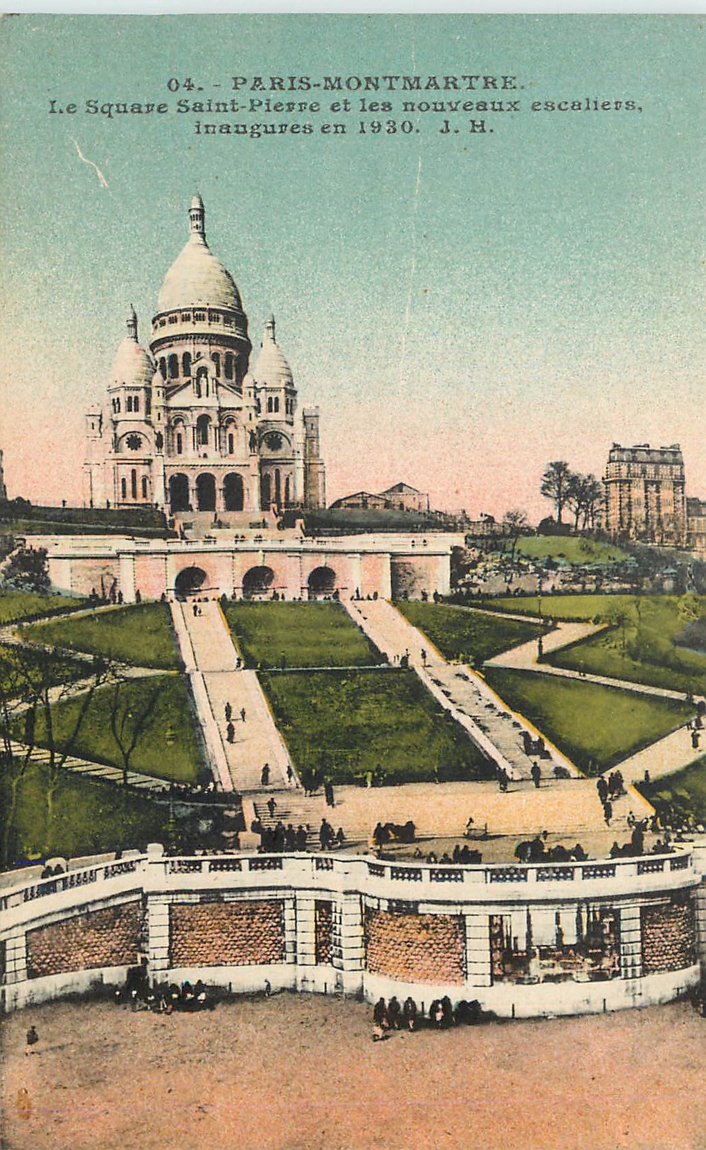 CPA Paris Montmartre Le Square Saint Pierre et les nouveaux escaliers 