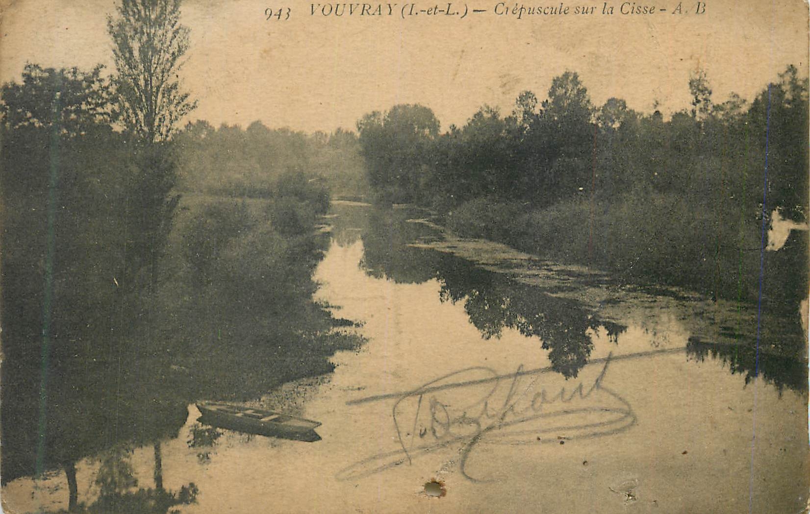 CPA Vouvray L et L Crepuscule sur la Cisse 