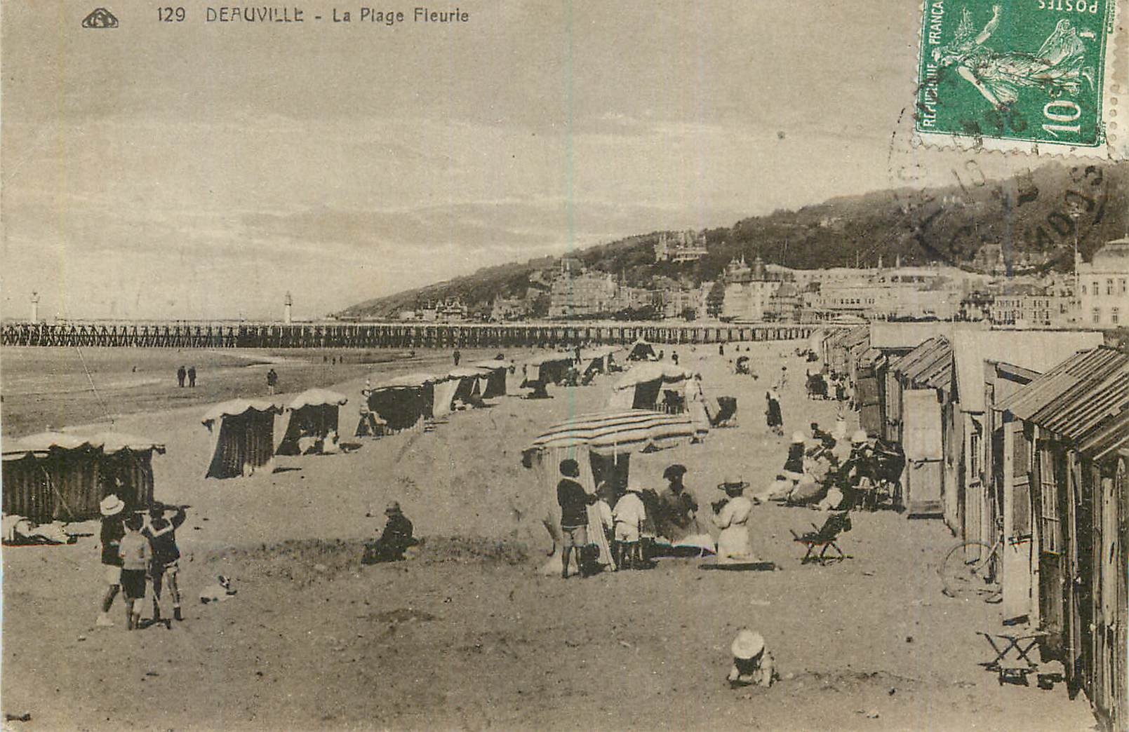CPA Deauville La Plage Fleurie 