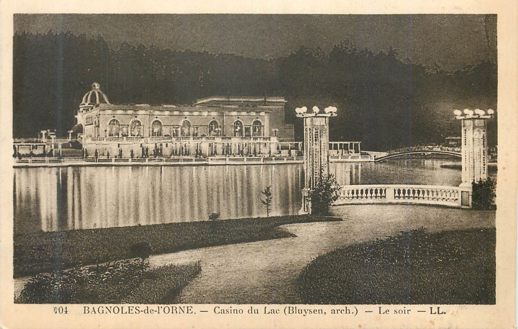 CPA Bagnoles de l Orne Casino du Lac Le soir 
