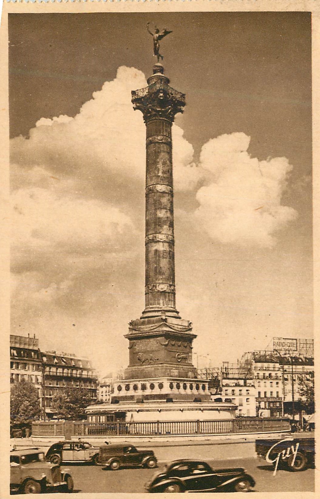 CPA Paris et ses Merveilles Place de la Bastille et Colonne de Juillet 