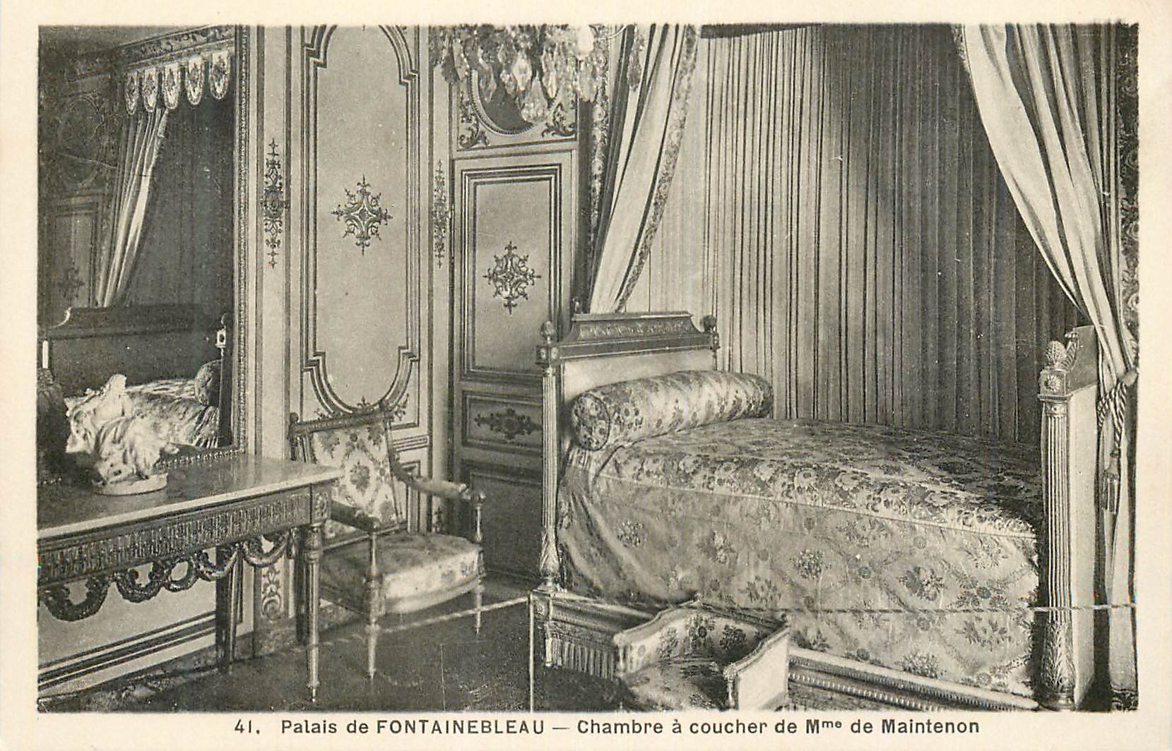 Palacio de FONTAINEBLEAU — Habitación de Madame de Maintenon — n°41