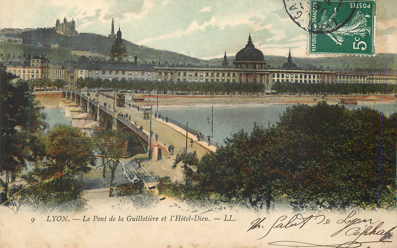 CPA Lyon Le Pont de la Guillotiere et l Hotel Dieu 