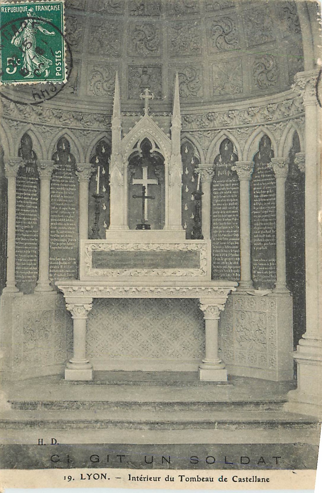 CPA Lyon Interieur du Tombeau de Castellane 
