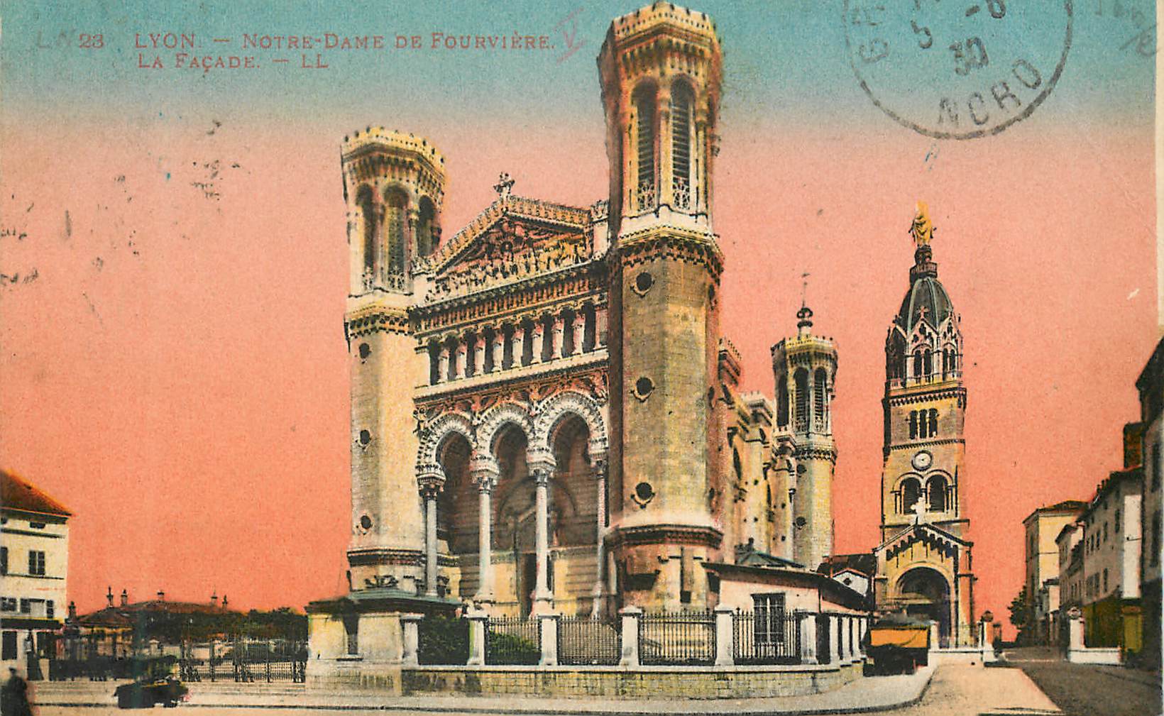 CPA Lyon Notre Dame de Fourviere La Facade 