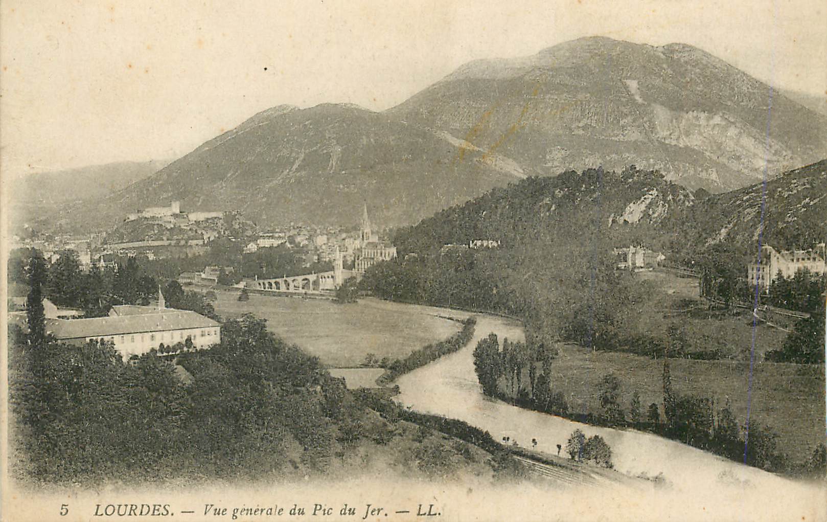 Lourdes — Vue générale du Pic du Jer — LL.