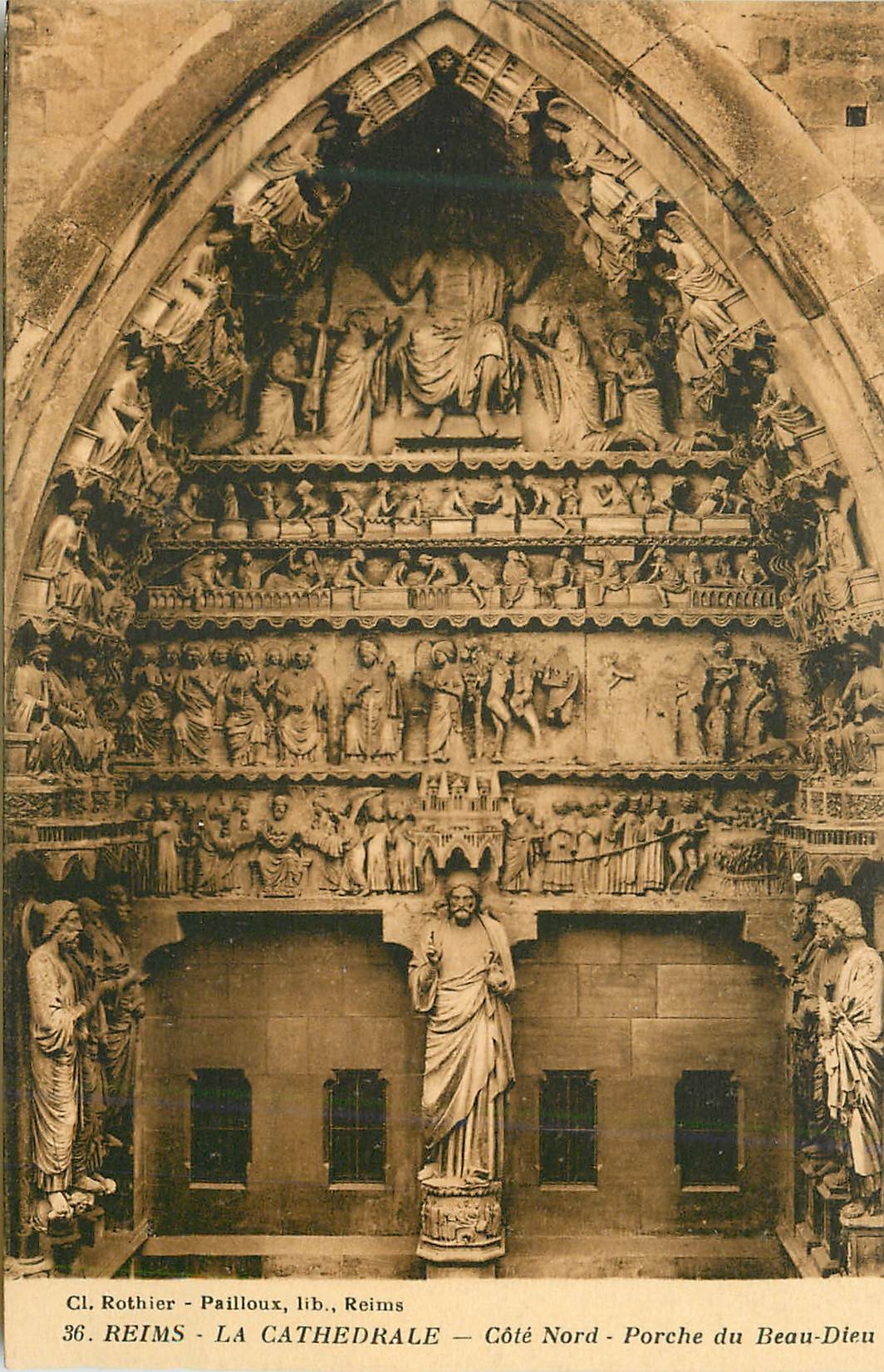 CPA Reims La Cathedrale Cote Nord Porche du Beau Dieu 